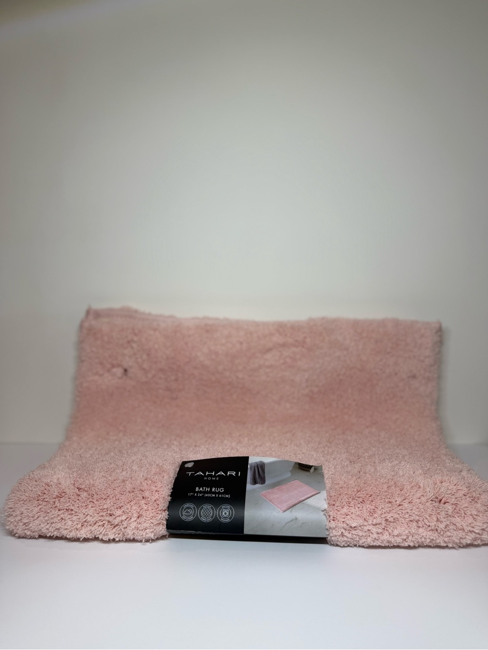 Tahari Plush Bath Mat in Blush